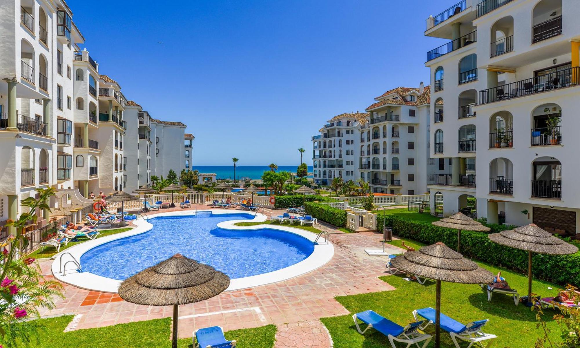 Апартаменти Duquesa Port Retreat Манільва Екстер'єр фото